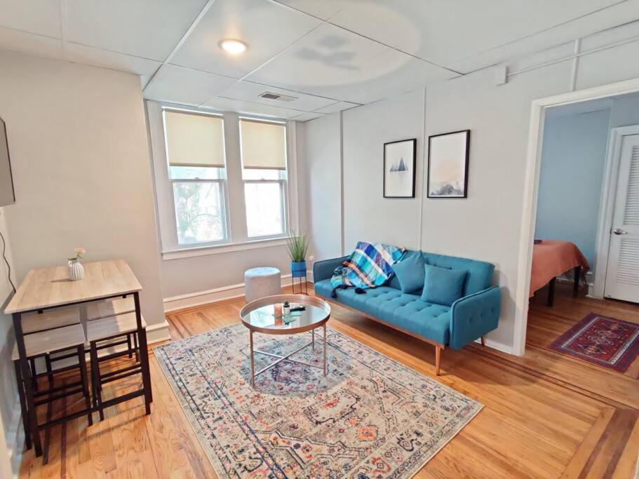 Cozy 1bdr In Philly Hosted By Stayrafa 2r Apartment